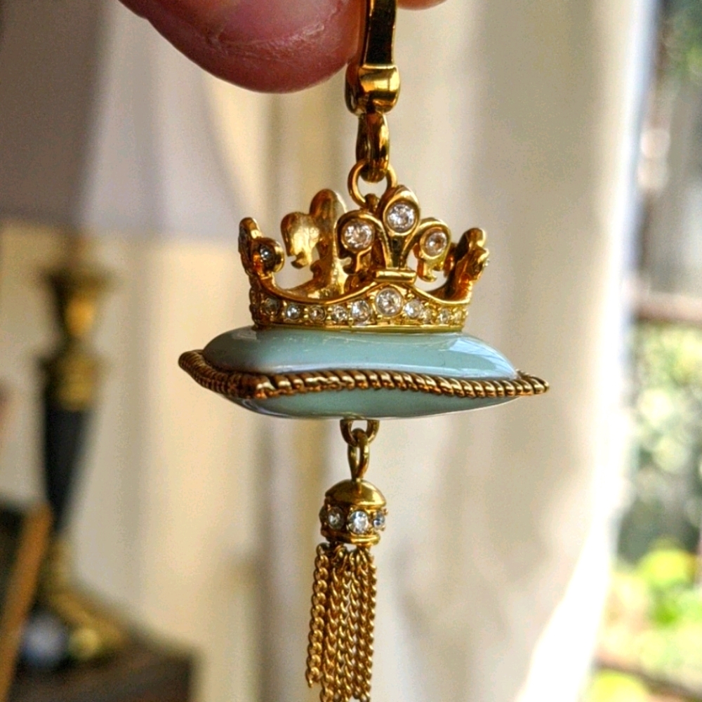 Rare Juicy Couture "Heiress to the Throne" charm